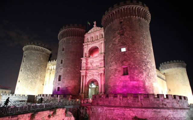 Festival Del Teatro Comico E Del Cabaret Al Maschio Angioino A Napoli ...