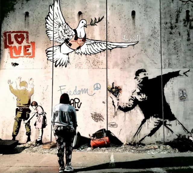 banksy napoli mostra d'oltremare