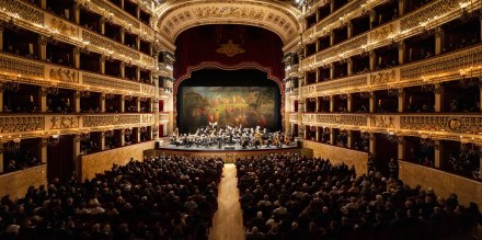 Don Carlo di Verdi al Teatro di San Carlo: Un’Opera Imperdibile