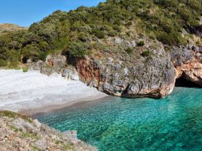 Cala Bianca: la spiaggia più bella d’Italia è in Campania