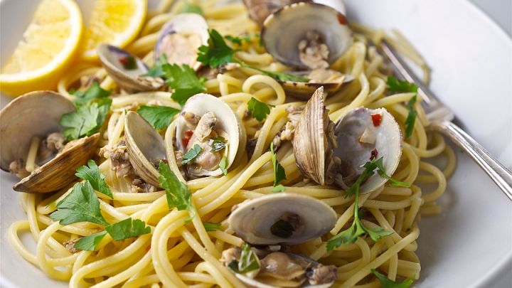 pastacon-le-vongole-ricetta-napoli.jpg